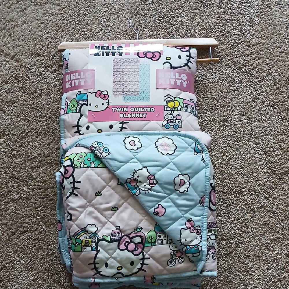 Hello Kitty Twin Quilted Blanket - Pink and Blue